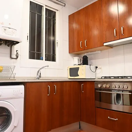 Homenfun Ramblas Apartment