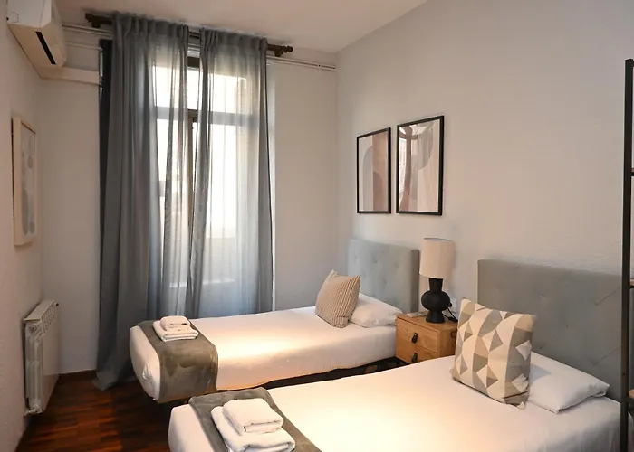 Apartment Homenfun Ramblas Barcelona