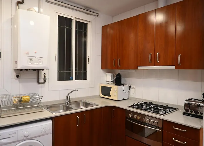 Homenfun Ramblas Apartment *